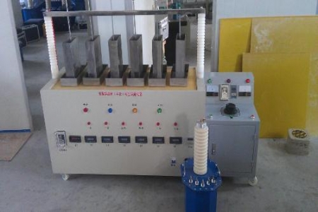 帶電防護用具絕緣測試裝置